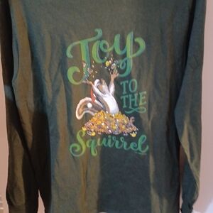 Cotton Womens christmas shirt joy to the squirrel size petite small